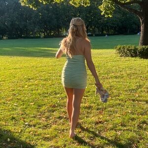 Light Green Body con Sparkly Homecoming Dress